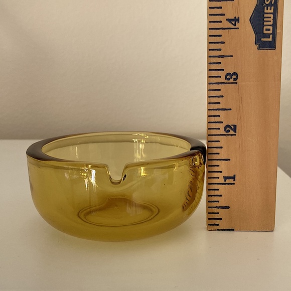 Vintage Amber Glass Small Ashtray Coin Dish Trinket Smooth Rounded shape - Picture 7 of 10